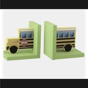 Craft Pieces Build School Bus Bookends